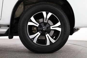 https://dvg-vehicle-assets.s3.amazonaws.com/C002367/1908a98bmeht54m183ioio7lp.jpg
