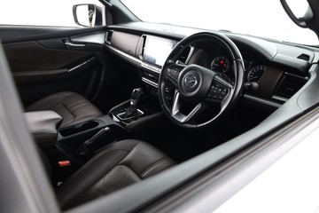 https://dvg-vehicle-assets.s3.amazonaws.com/C002367/cacxd84azbtr5dxdqzqszv3gh.jpg