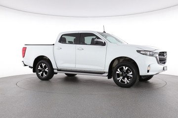 https://dvg-vehicle-assets.s3.amazonaws.com/C002367/ddyf8d18cn3m507hwxs9an36s.jpg