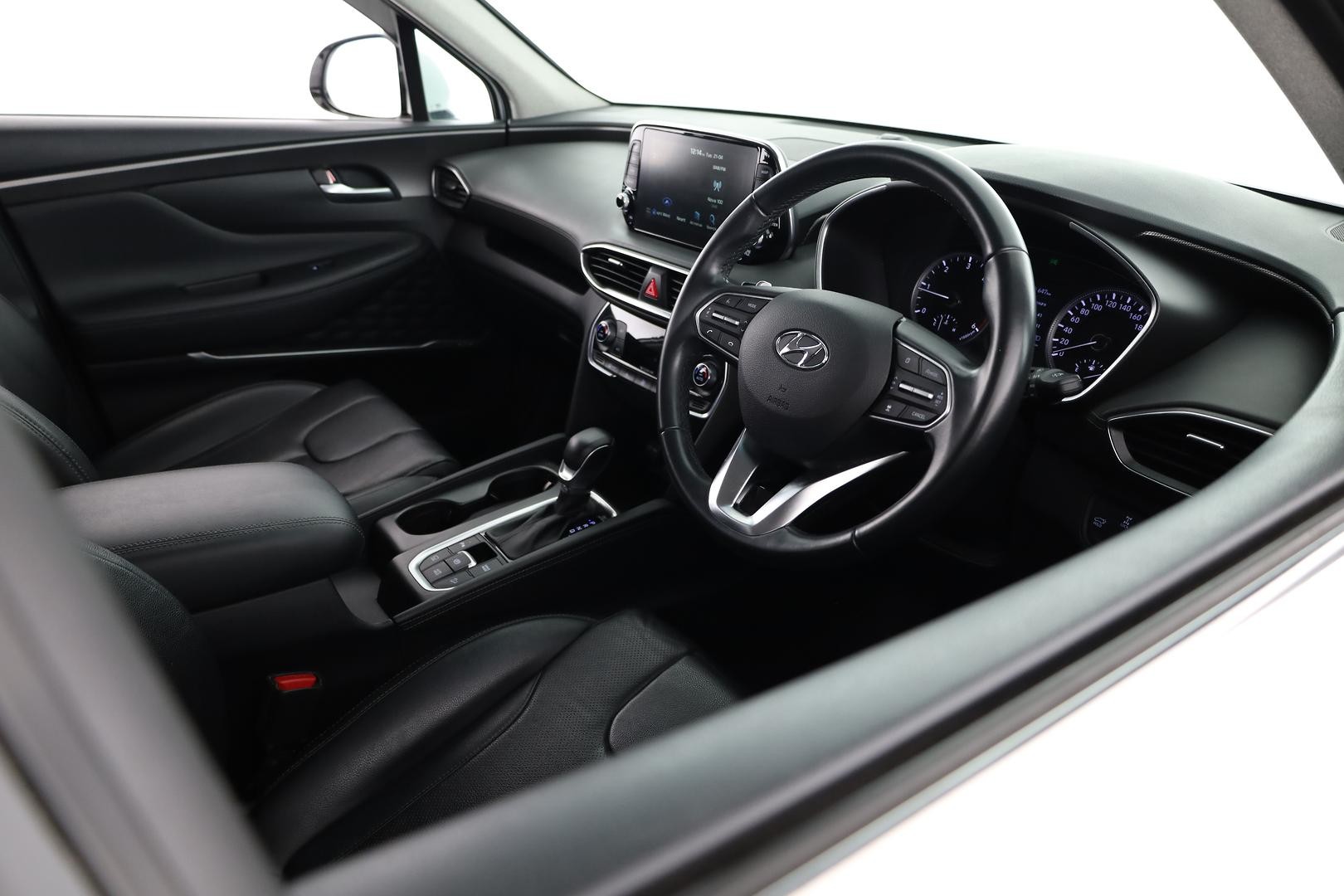 Hyundai Santa Fe image 4
