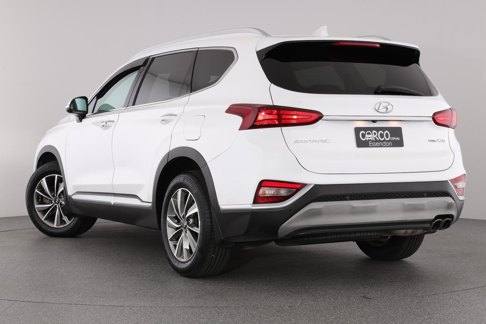 Hyundai Santa Fe image 2