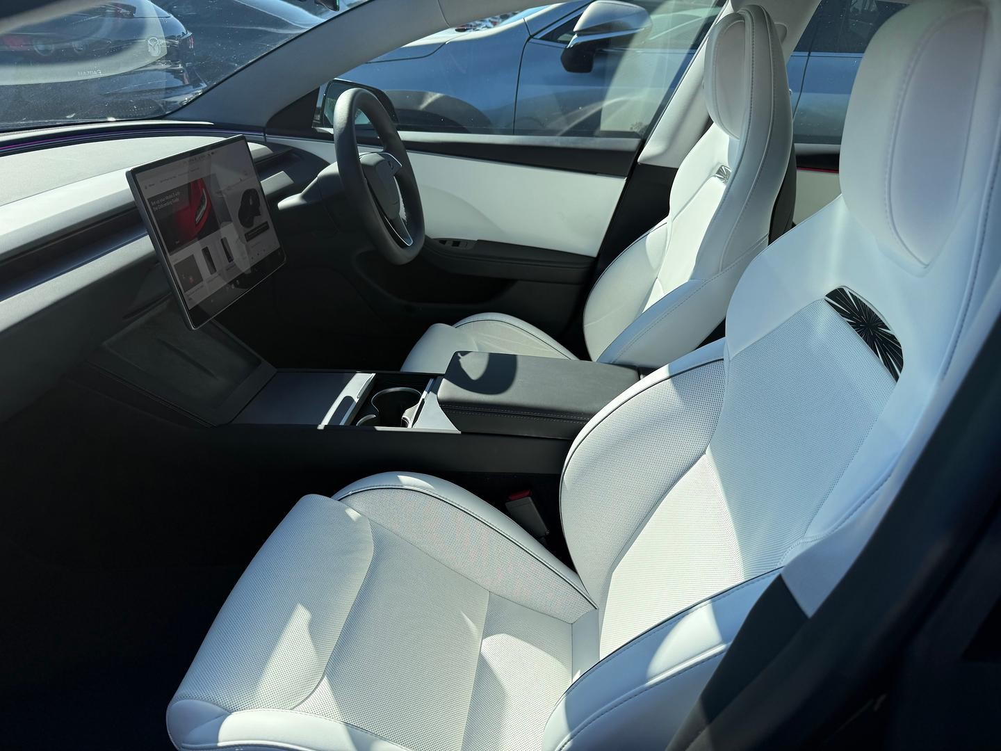 Tesla Model 3 image 2