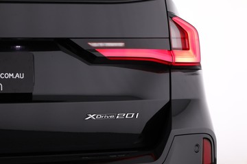https://dvg-vehicle-assets.s3.amazonaws.com/C002374/2woovow81pufqzeu7v8d6nfkc.jpg
