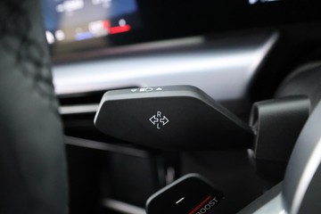 https://dvg-vehicle-assets.s3.amazonaws.com/C002374/4w4sze37nc4v5keoh9krab7l7.jpg