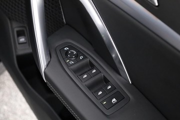 https://dvg-vehicle-assets.s3.amazonaws.com/C002374/55asuifom3r5bduigomzo0n09.jpg