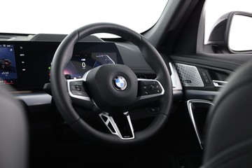 https://dvg-vehicle-assets.s3.amazonaws.com/C002374/9dgcml68jk9qzp47n1fi3ix44.jpg