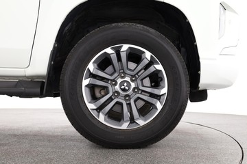 https://dvg-vehicle-assets.s3.amazonaws.com/C002378/bxa0j8kcetr4esxh6ntx5e7ox.jpg