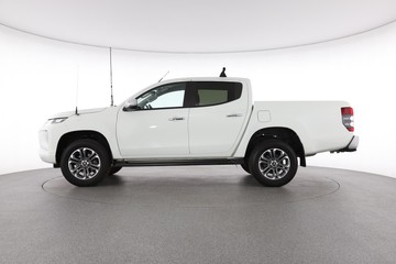 https://dvg-vehicle-assets.s3.amazonaws.com/C002378/cha4nycmzc18dj62z3z68dix0.jpg