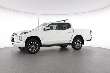https://dvg-vehicle-assets.s3.amazonaws.com/C002378/e3v0r9ohwyrzl3n076w5x6wwy.jpg