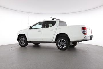 https://dvg-vehicle-assets.s3.amazonaws.com/C002378/eyct56w0vqk1v640u4ki0gh7k.jpg