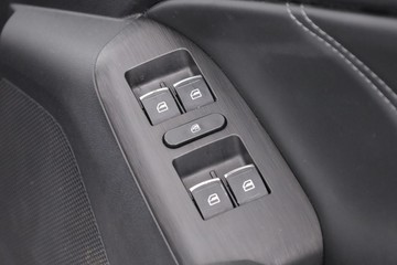 https://dvg-vehicle-assets.s3.amazonaws.com/C002380/3csq2r2i80ejkii6488fcojyv.jpg