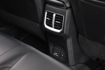 https://dvg-vehicle-assets.s3.amazonaws.com/C002380/8lriyjwbyy6u88khtglshz6yi.jpg