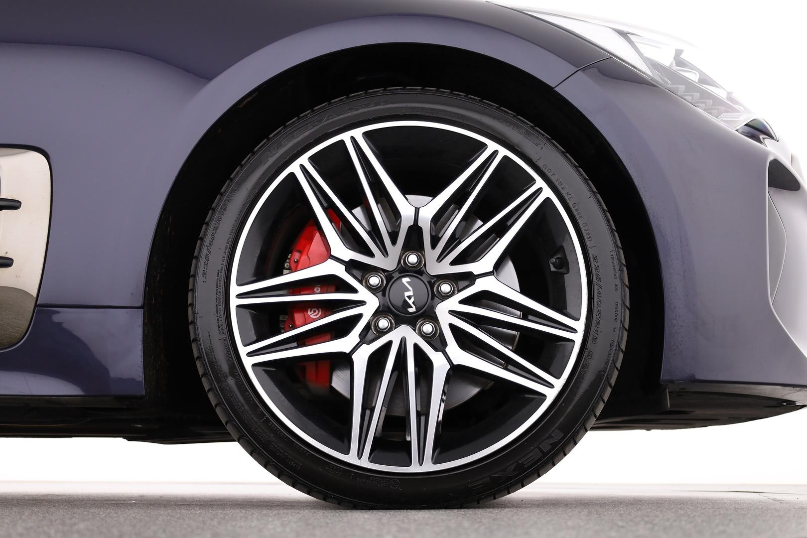 Kia Stinger image 3