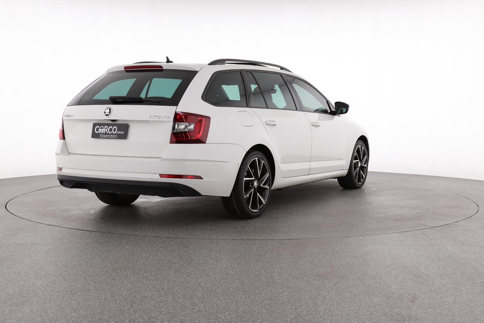 Skoda Octavia image 4