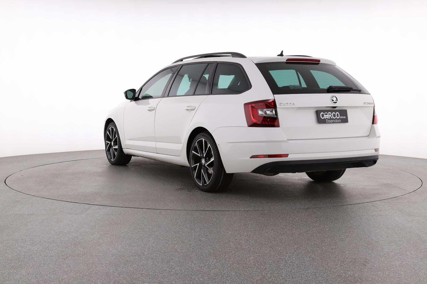 Skoda Octavia image 3