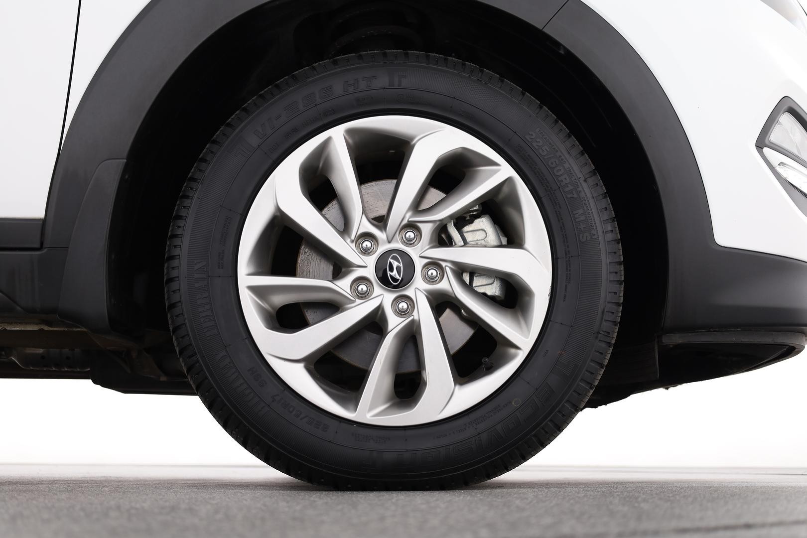 Hyundai Tucson image 3