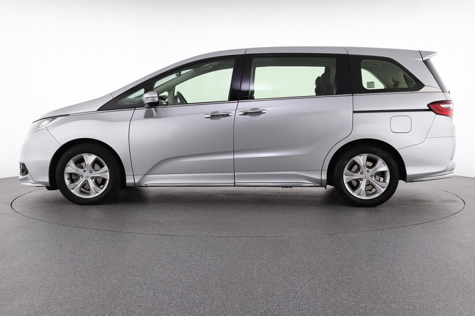 Honda Odyssey image 2