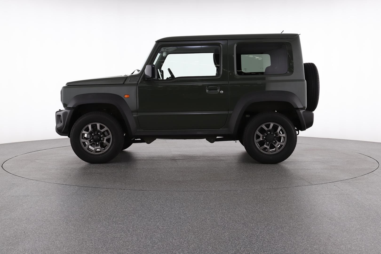 Suzuki Jimny image 2