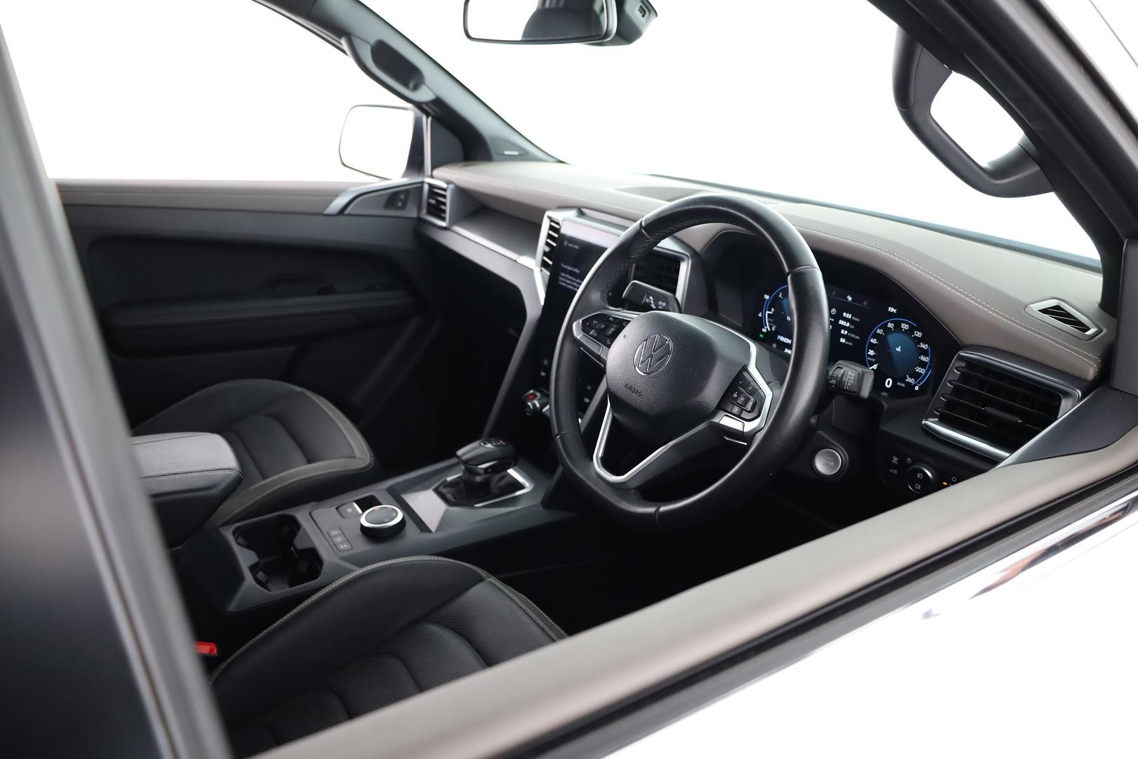 Volkswagen Amarok image 4