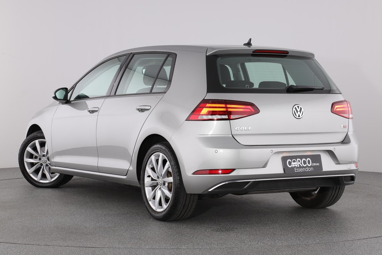 Volkswagen Golf image 2