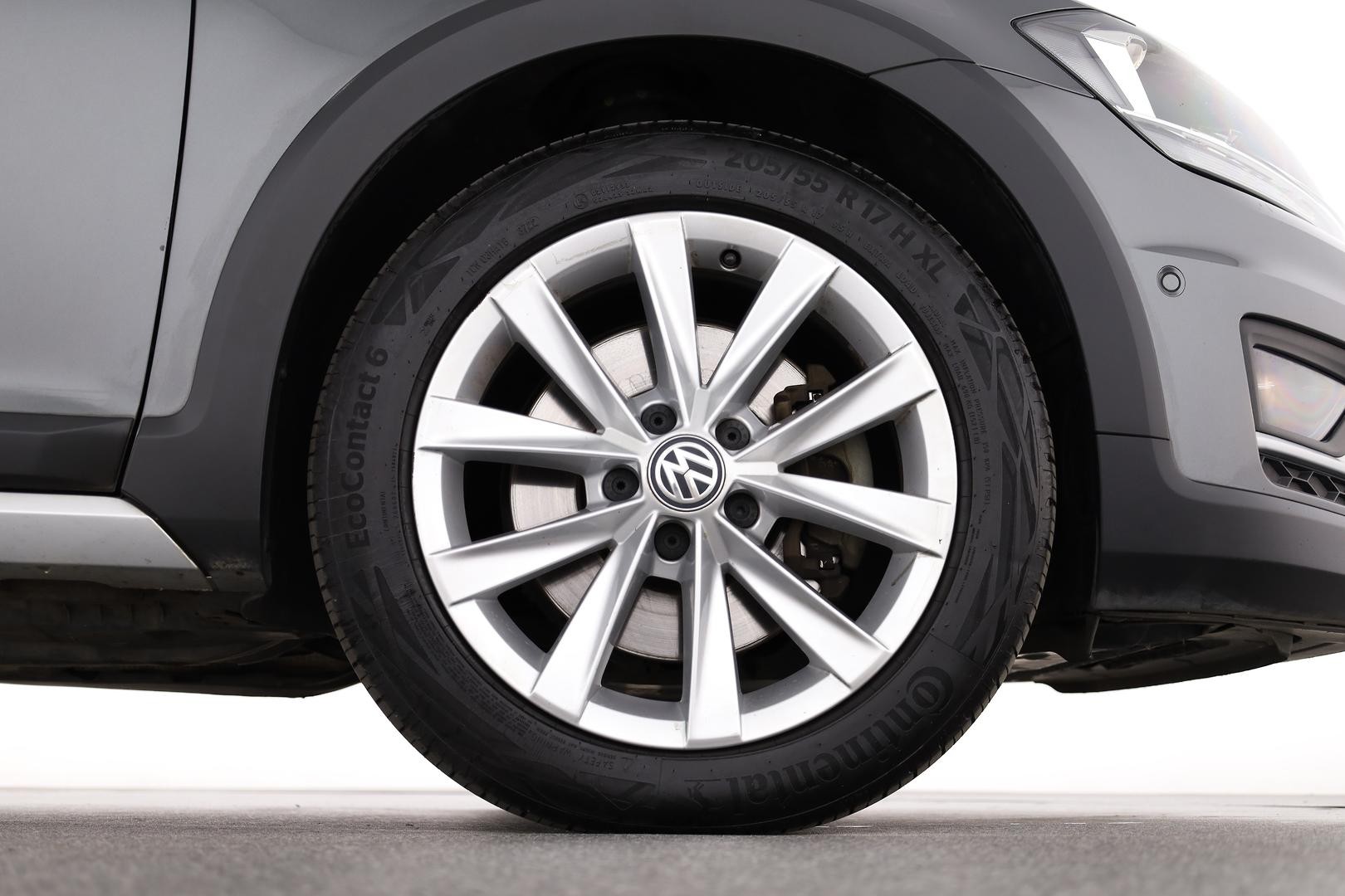Volkswagen Golf image 3