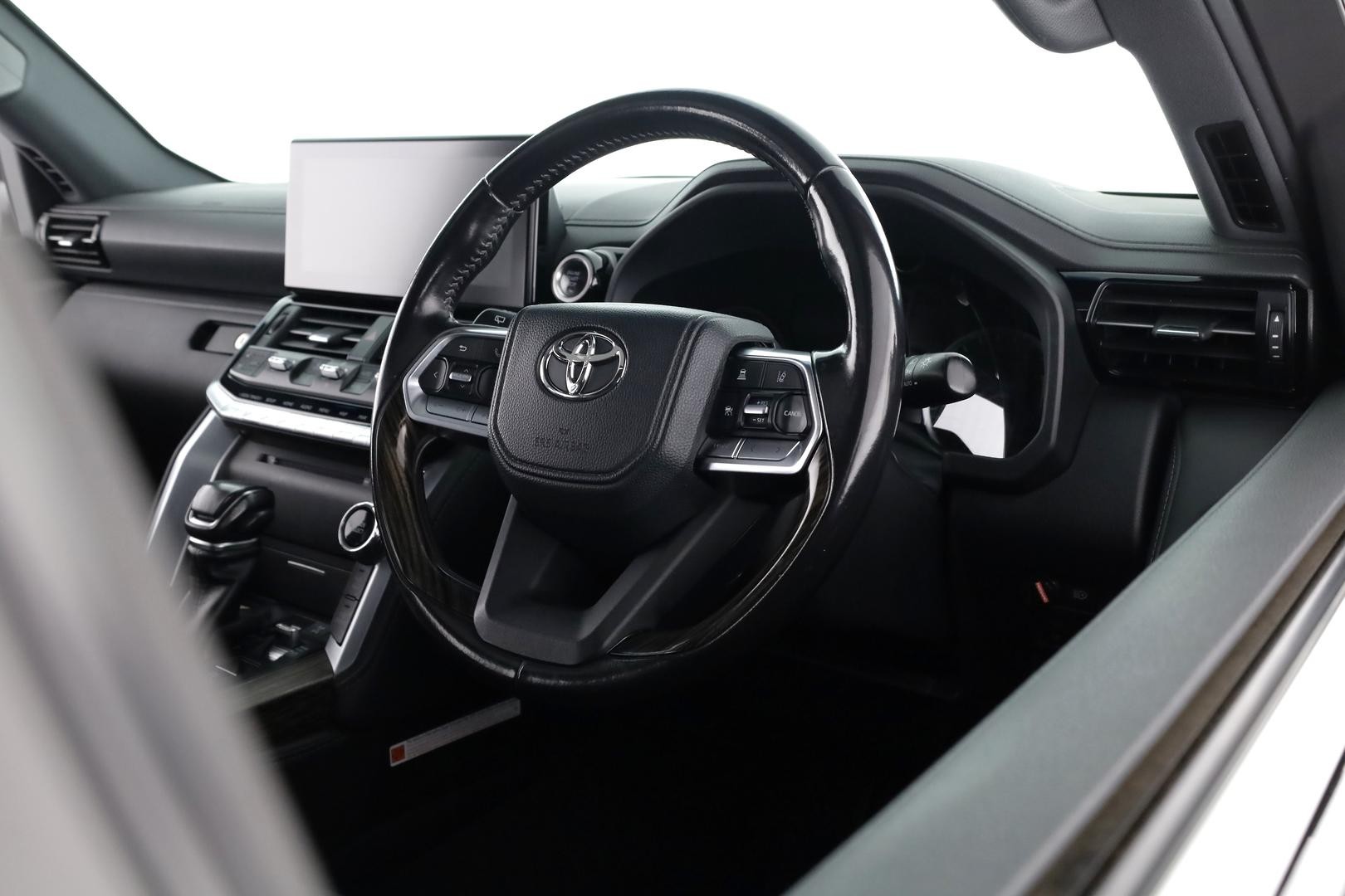 Toyota Landcruiser image 4