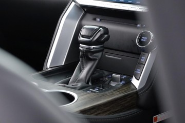 https://dvg-vehicle-assets.s3.amazonaws.com/C002442/ygl5q9n91ia5do30jihla3gq.jpg