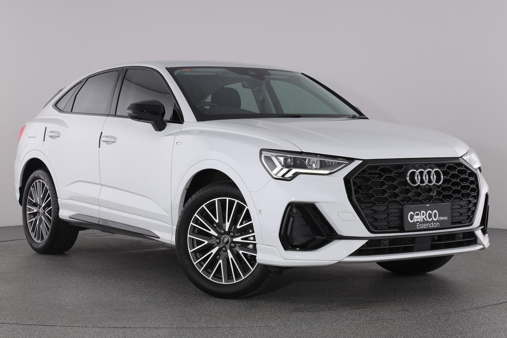 Audi Q3 image 1