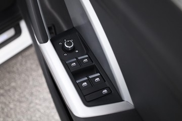 https://dvg-vehicle-assets.s3.amazonaws.com/C002444/ealell4yxijui927pknrxe8j8.jpg