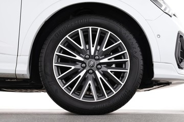 https://dvg-vehicle-assets.s3.amazonaws.com/C002444/hsroku3qkxrxz19bfjfmhnkc.jpg