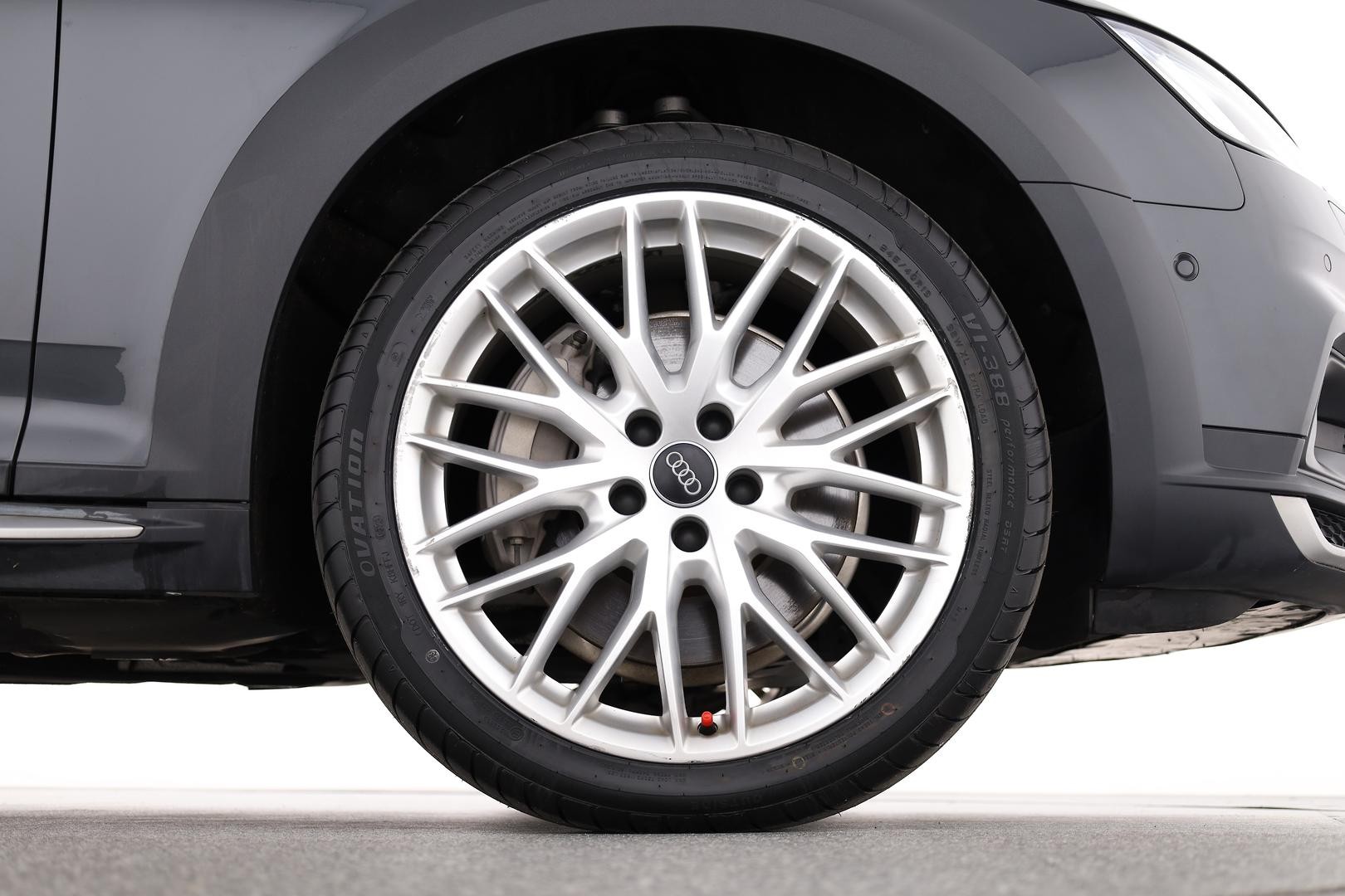 Audi A4 image 3
