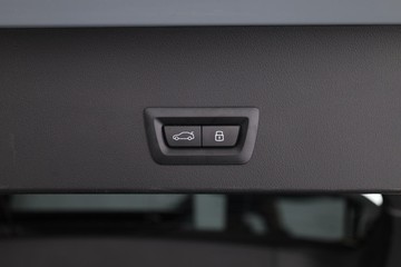 https://dvg-vehicle-assets.s3.amazonaws.com/C002453/2t17qc8okohjd8gze5xua22u0.jpg