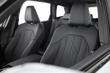 https://dvg-vehicle-assets.s3.amazonaws.com/C002453/54ovymfgi0yfjdhy8p7x5ph7g.jpg