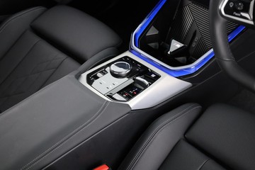 https://dvg-vehicle-assets.s3.amazonaws.com/C002453/7s5mjw3e0sfdet7nooiw6p9av.jpg