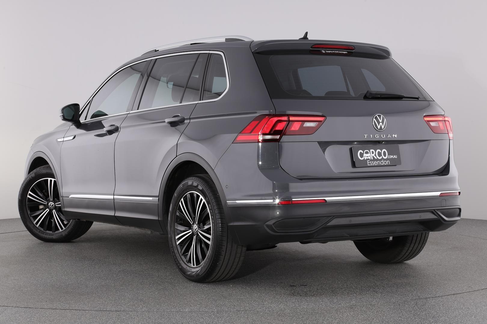 Volkswagen Tiguan image 2