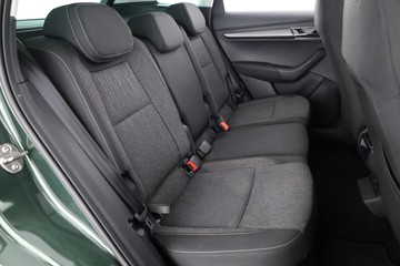 https://dvg-vehicle-assets.s3.amazonaws.com/C002463/aoj5hy1wd1qbsdul6y85sr1q7.jpg