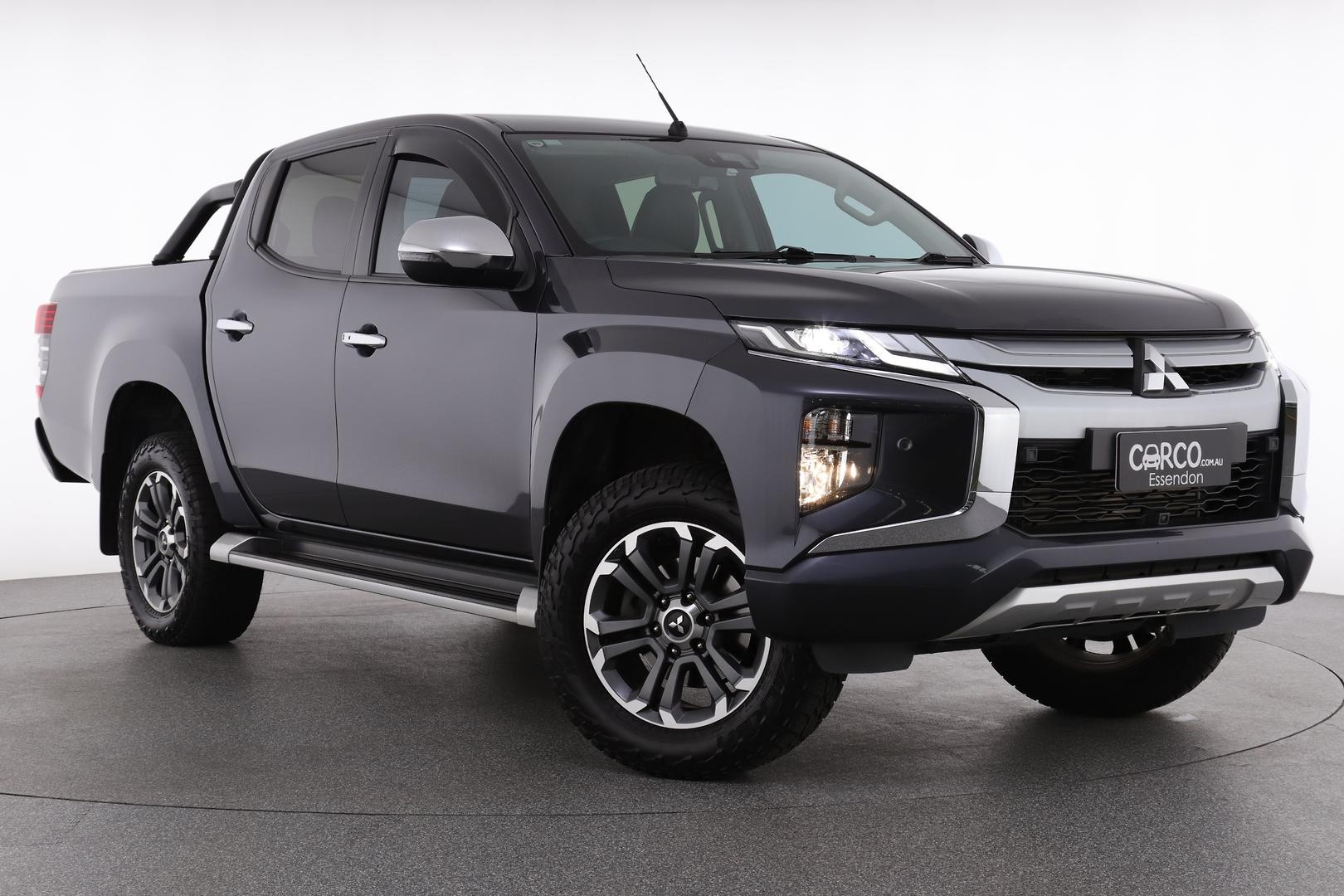 Mitsubishi Triton image 1