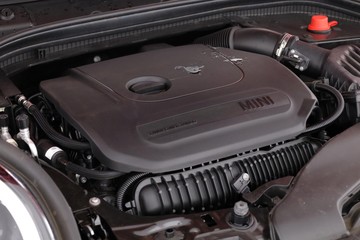 https://dvg-vehicle-assets.s3.amazonaws.com/C002476/bvuv5dwbz5m7lknqyhv77dnlk.jpg