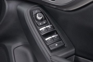 https://dvg-vehicle-assets.s3.amazonaws.com/C002484/4zfd3mksviqu53jx66ddixzwc.jpg