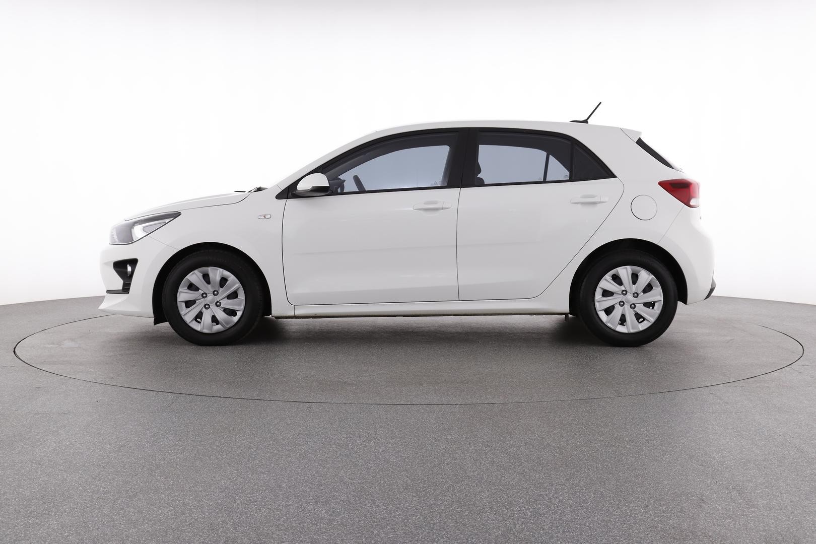 Kia Rio image 2