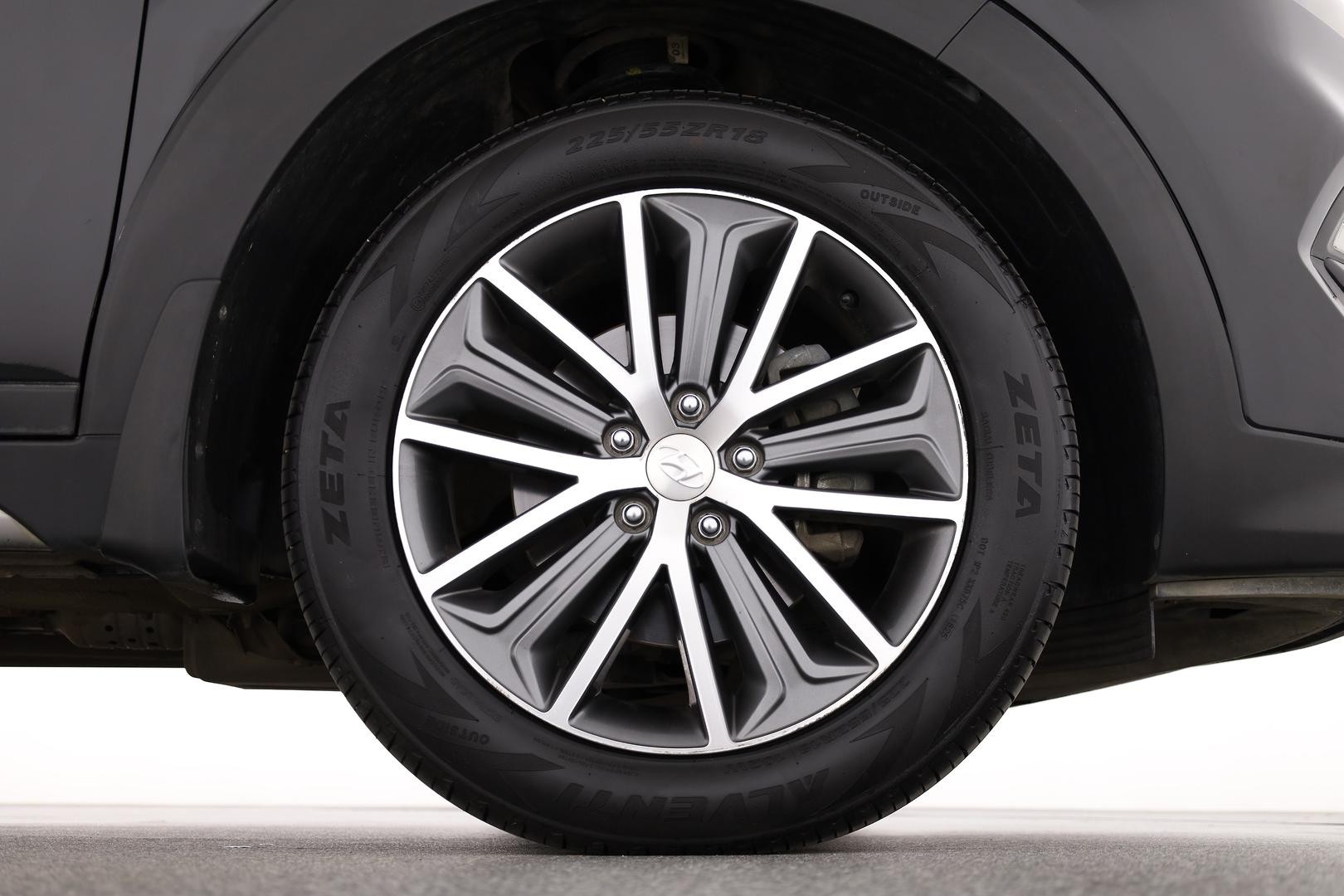 Hyundai Tucson image 3