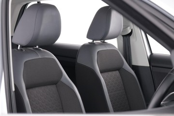 https://dvg-vehicle-assets.s3.amazonaws.com/C002555/3eu873xm626gzndd93h32iqbr.jpg