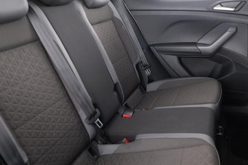 https://dvg-vehicle-assets.s3.amazonaws.com/C002555/3f9r69nxpi2ssexbrex98w0hf.jpg