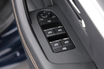 https://dvg-vehicle-assets.s3.amazonaws.com/C002581/3dtfshy9otec7zkgm75aswb8e.jpg