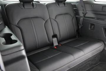 https://dvg-vehicle-assets.s3.amazonaws.com/C002581/7ifphai4z26eu0m8z6x80ktrj.jpg