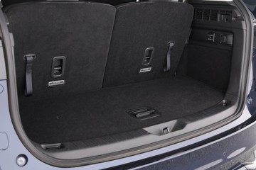 https://dvg-vehicle-assets.s3.amazonaws.com/C002581/c8n0ktunzetxjwonptegt99od.jpg