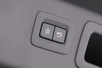 https://dvg-vehicle-assets.s3.amazonaws.com/C002581/d6bd5n7wyb6pofjw2tjftiema.jpg