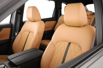 https://dvg-vehicle-assets.s3.amazonaws.com/C002586/5xgo0ybo038uo04bbmvntk8vz.jpg