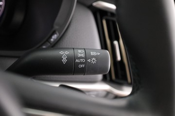 https://dvg-vehicle-assets.s3.amazonaws.com/C002587/10muys8yh4eykn968fg5v23ia.jpg