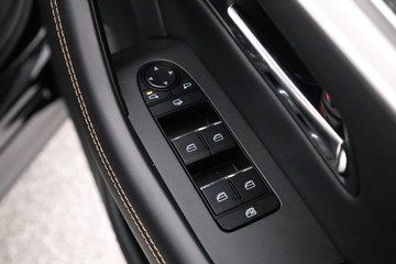 https://dvg-vehicle-assets.s3.amazonaws.com/C002588/1s5e4lx4wmso5ftn5wuisdzdn.jpg